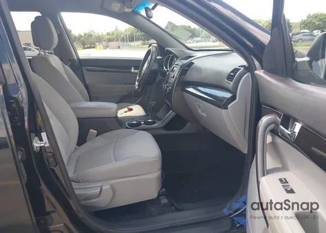 2013 Kia Sorento Lx V6 из США, поврежденный, VIN 5XYKTDA23DG314989